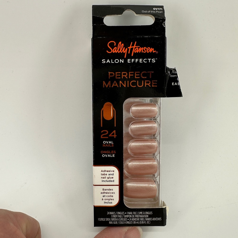 Sally Hansen Salon Effects Perfect Manicure Press-On Nails Oval Out of Pearl